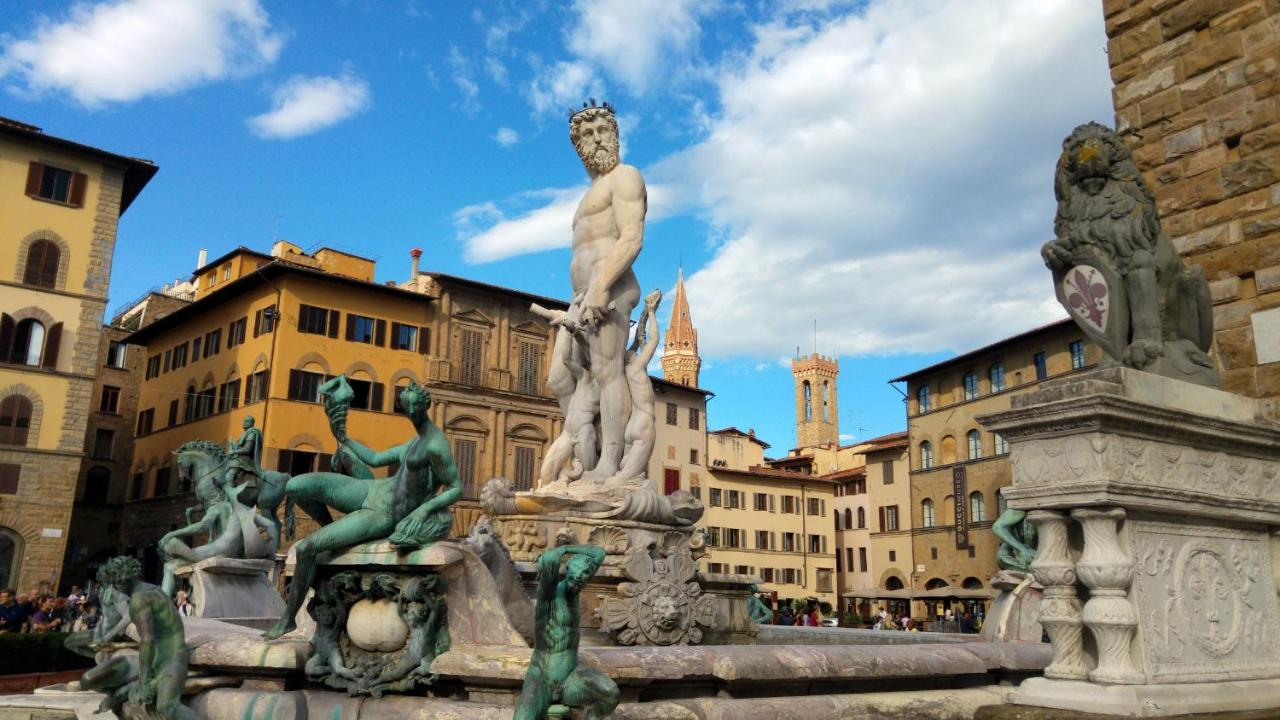 Historic Center Palace - Huge 4 Bedrooms Santa Croce Apartment - By Likehomeflorence Luaran gambar