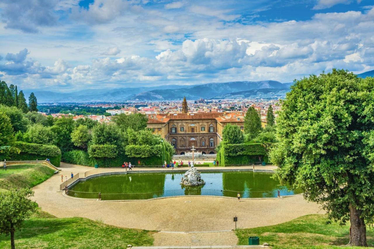 Historic Center Palace - Huge 4 Bedrooms Santa Croce Apartment - By Likehomeflorence Luaran gambar