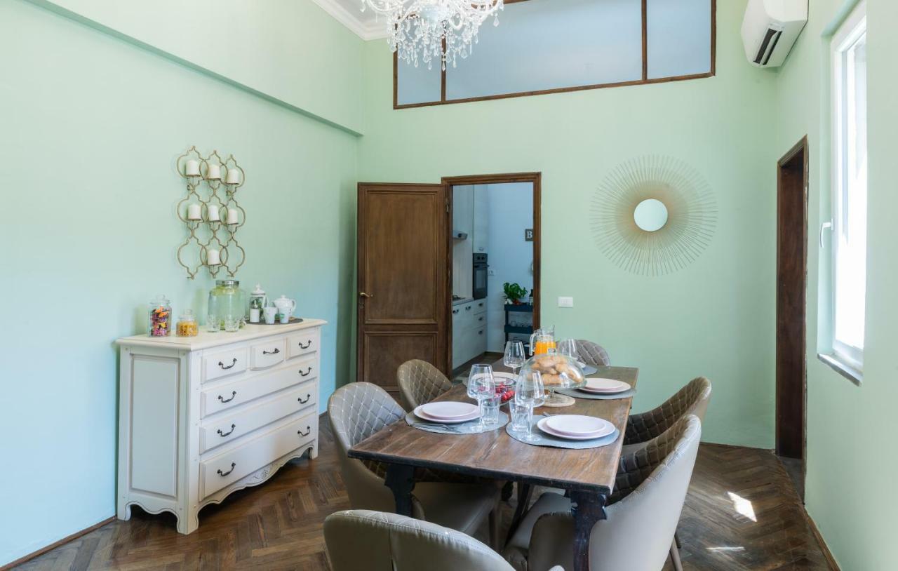 Historic Center Palace - Huge 4 Bedrooms Santa Croce Apartment - By Likehomeflorence Luaran gambar