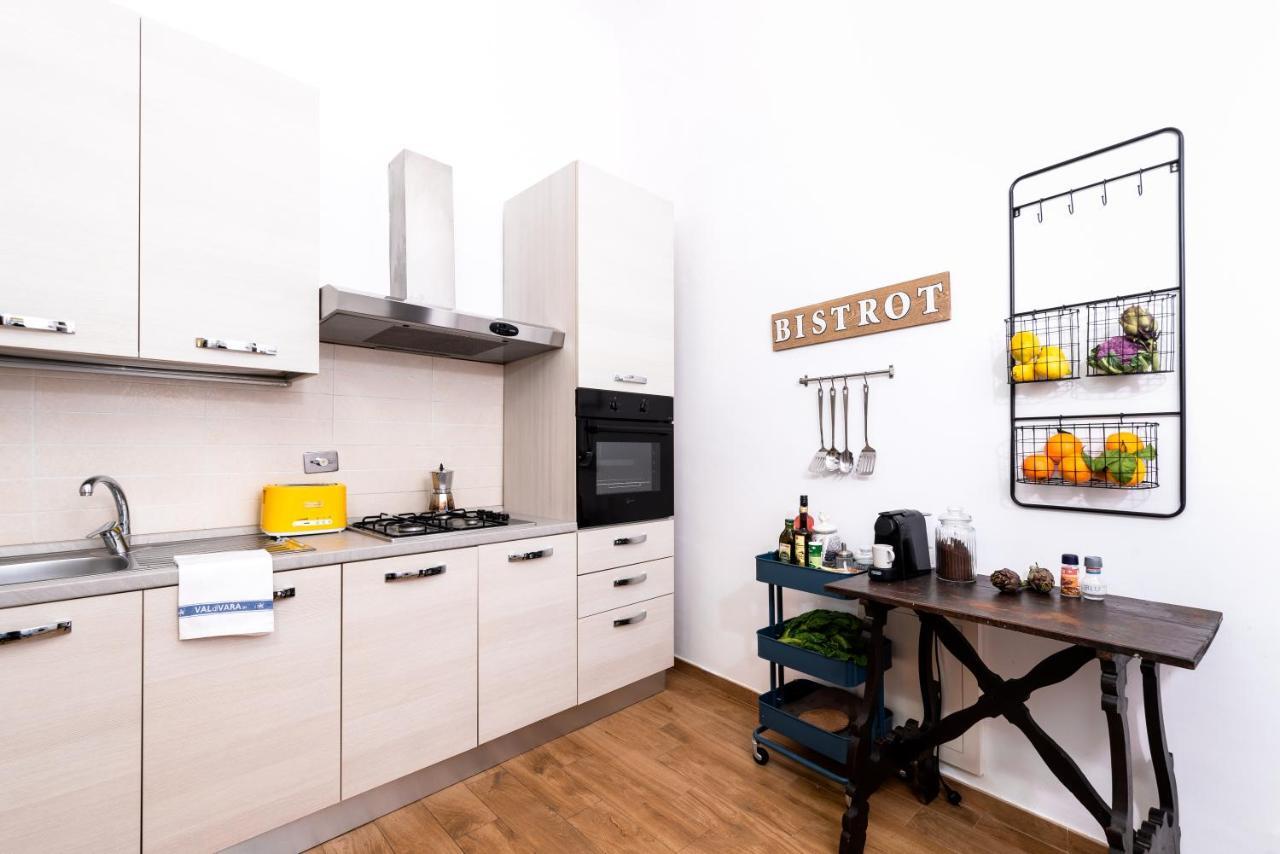 Historic Center Palace - Huge 4 Bedrooms Santa Croce Apartment - By Likehomeflorence Luaran gambar